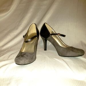 Women's Gray Mary Jane heels